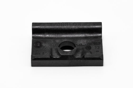 Electrical Insulation Wear Resistance Rail Insulator For W14 Fastening  System
